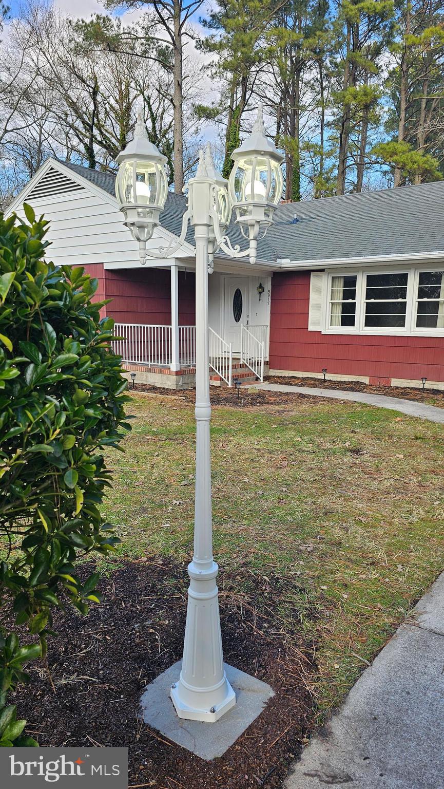 HALLETT HEIGHTS - Residential