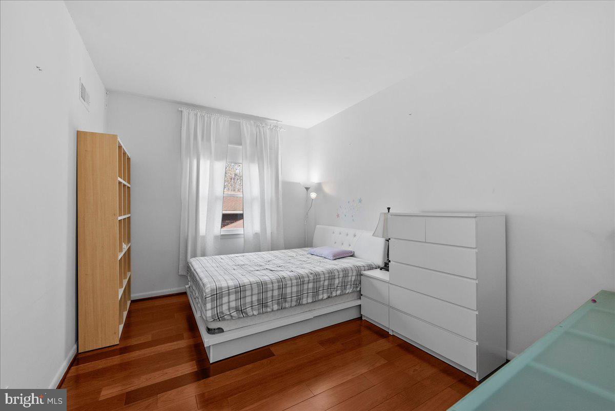 CHAIN BRIDGE HEIGHTS - Residential