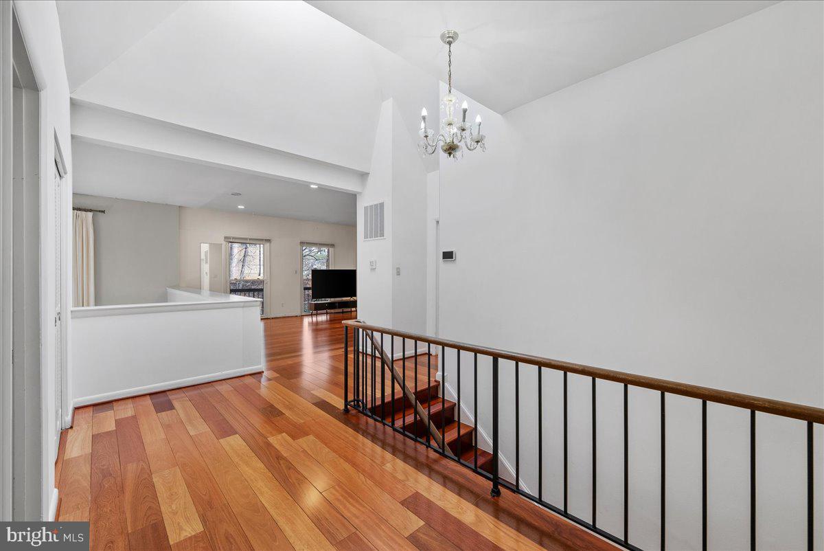 CHAIN BRIDGE HEIGHTS - Residential