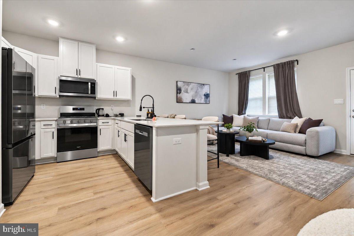 6 WHALER DRIVE