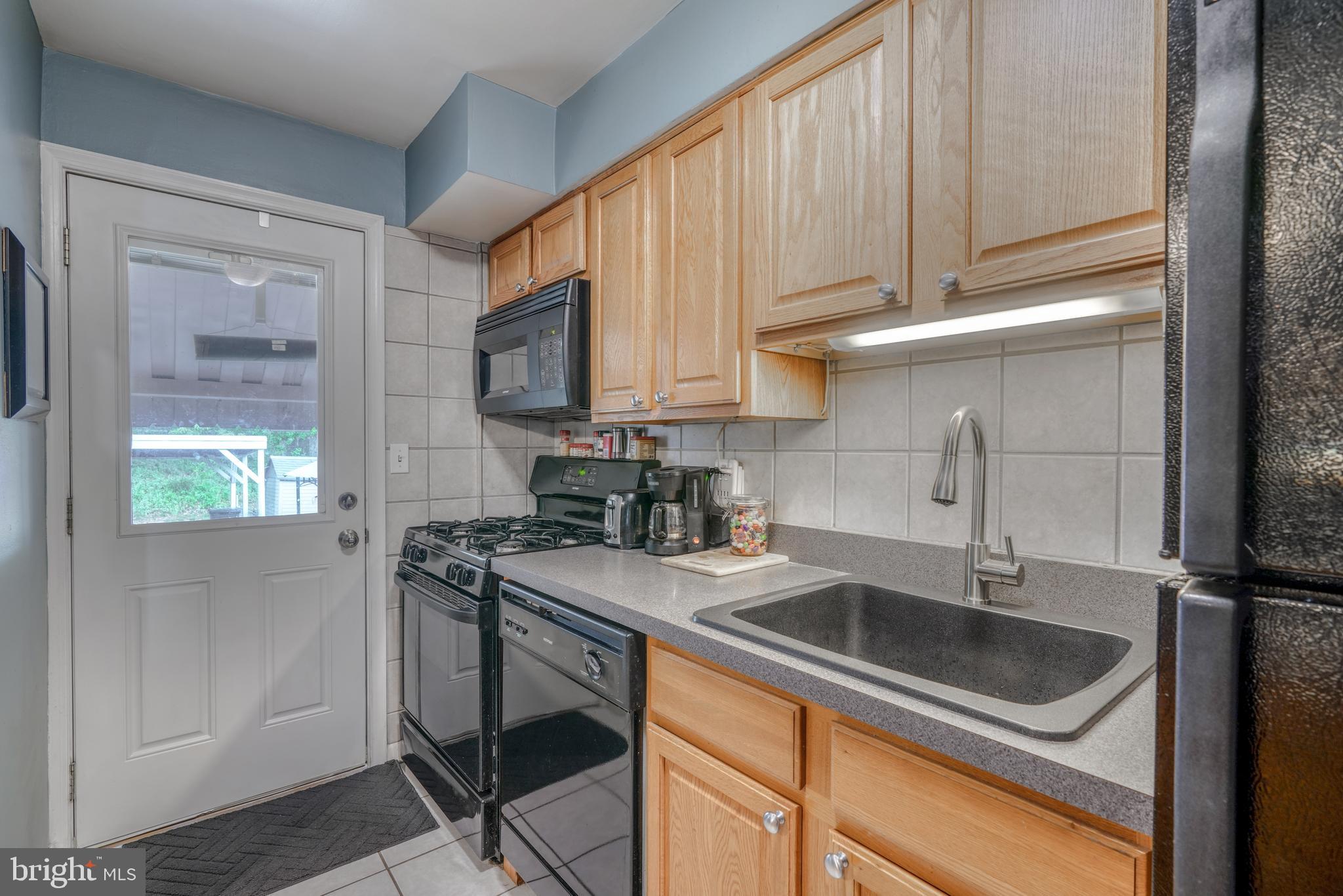 BALLARD GARDENS - Residential