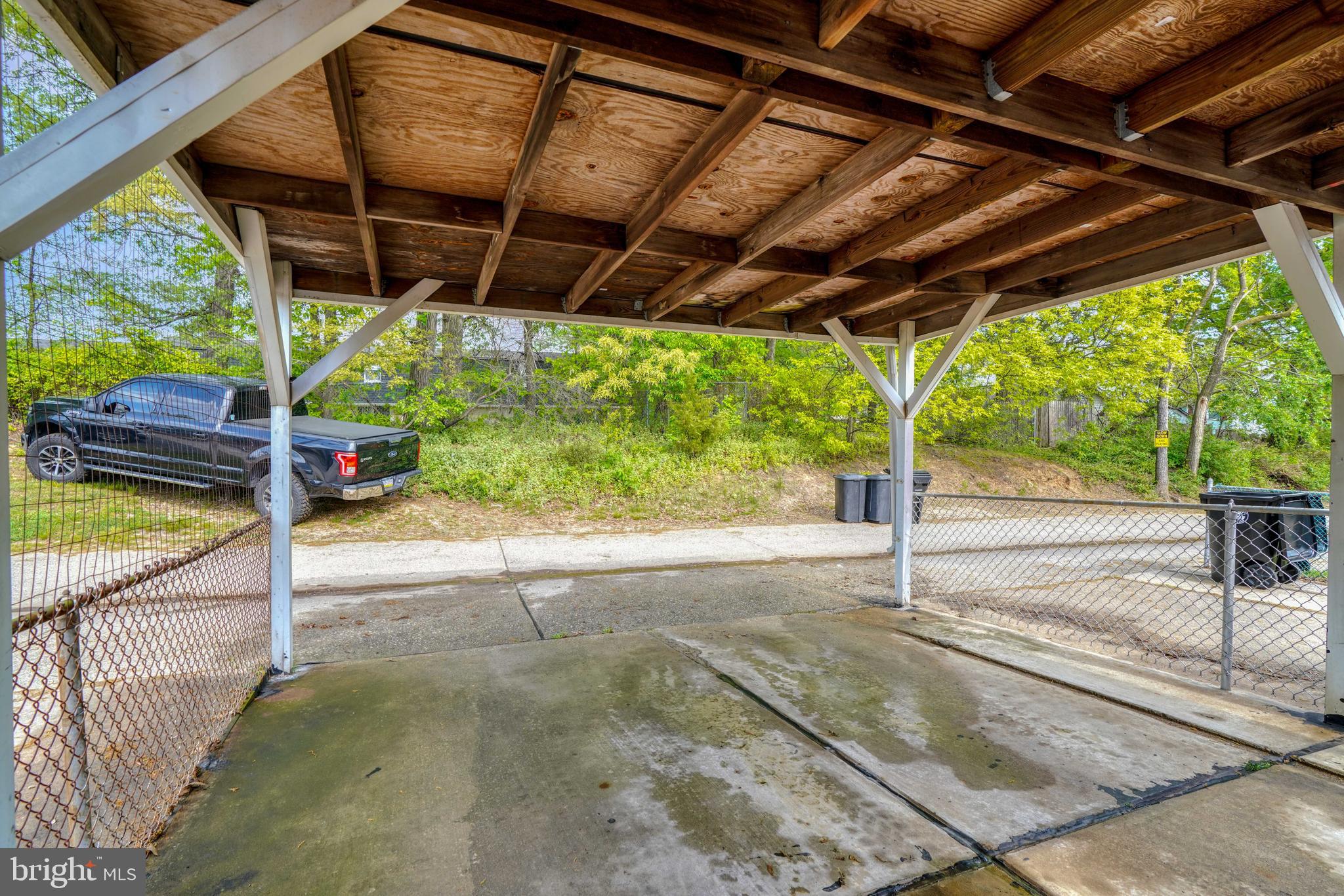 BALLARD GARDENS - Residential