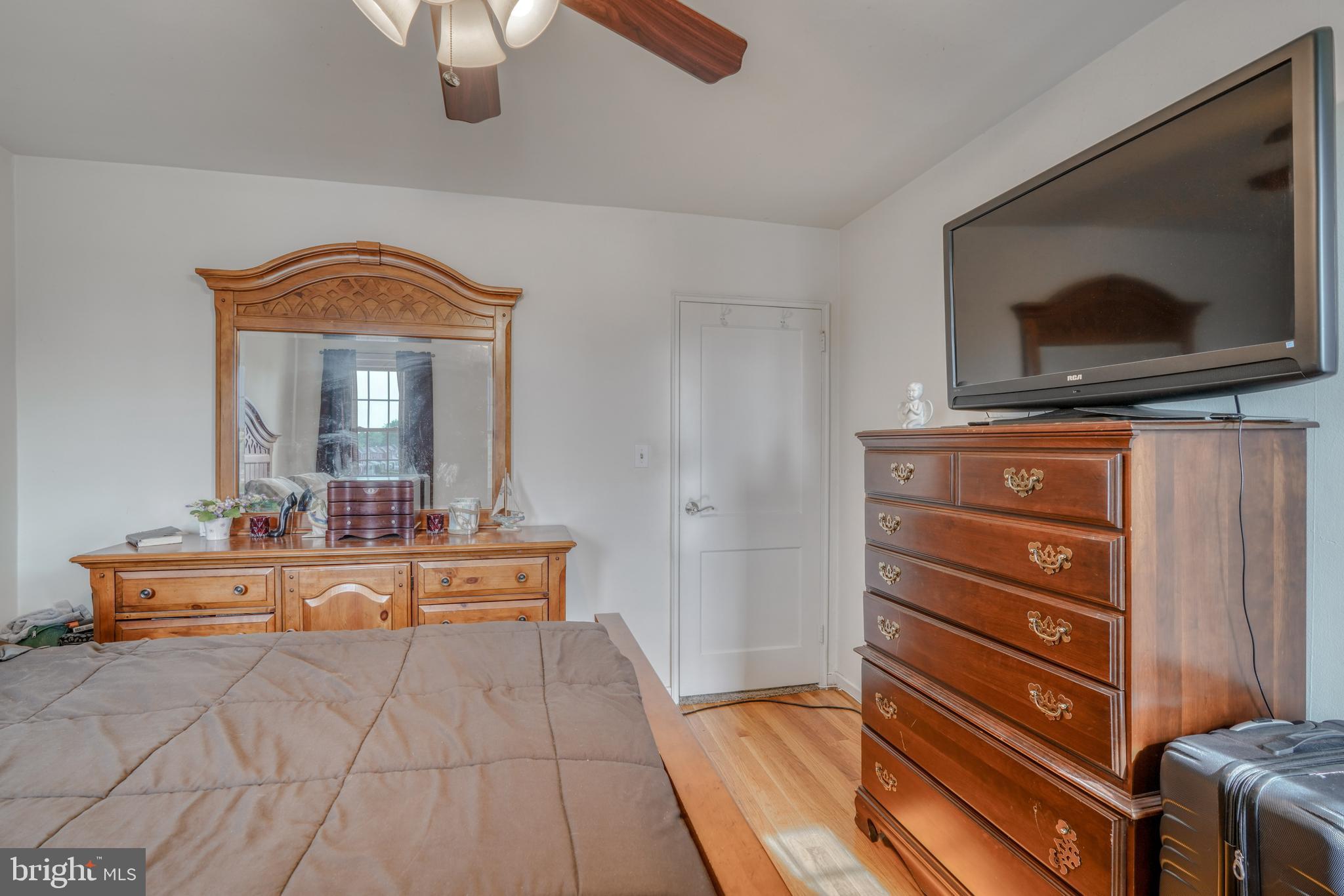 BALLARD GARDENS - Residential