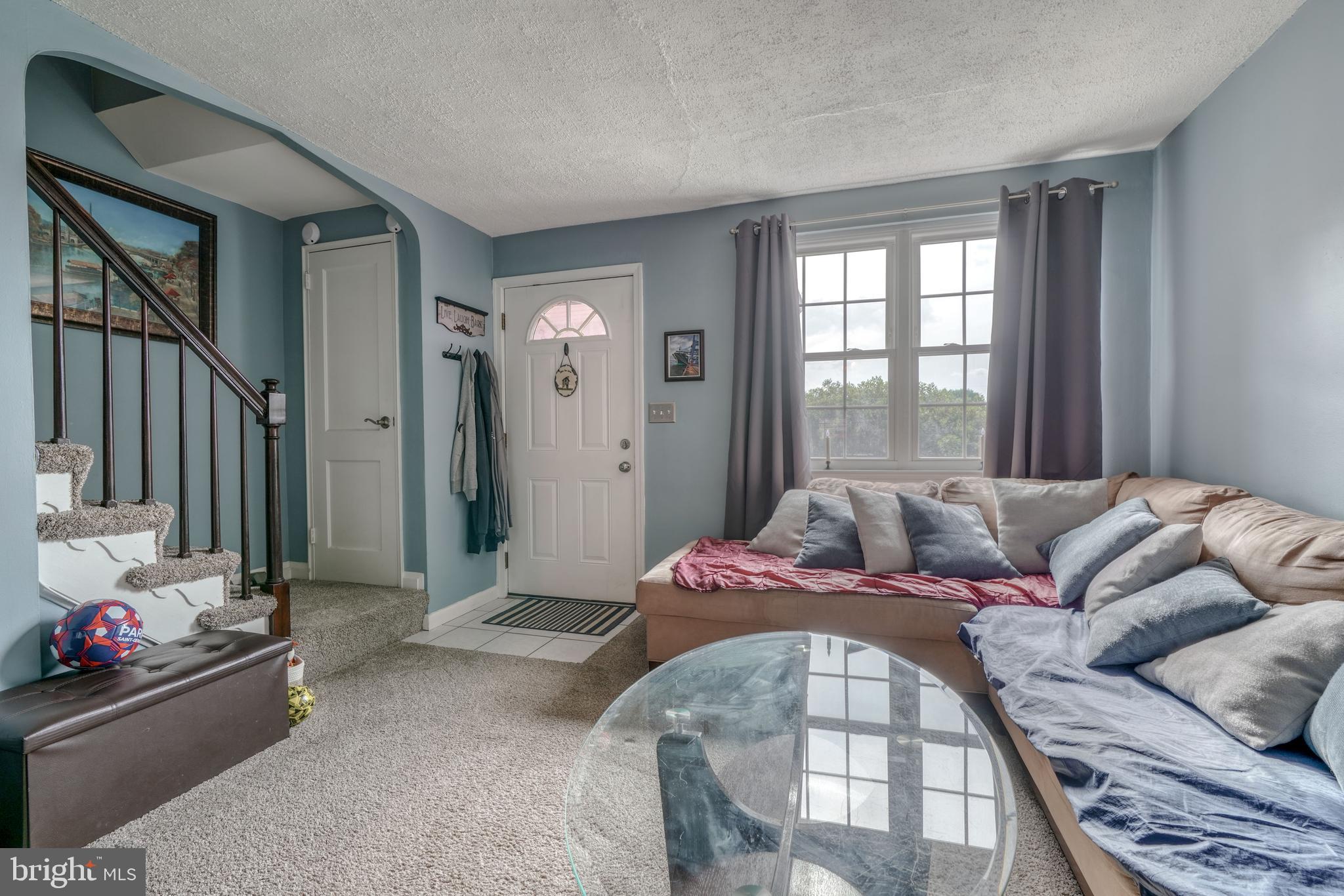 BALLARD GARDENS - Residential