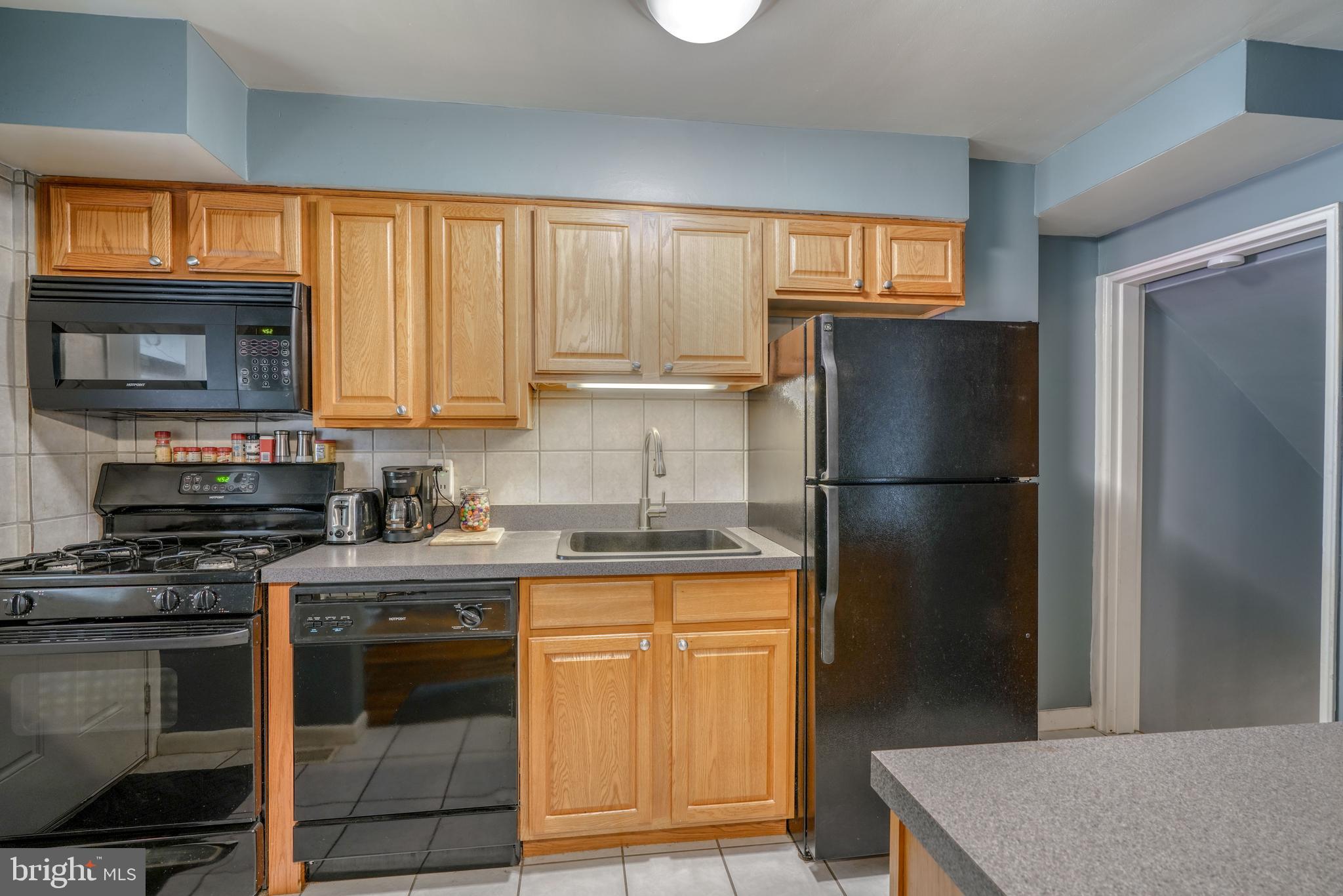 BALLARD GARDENS - Residential