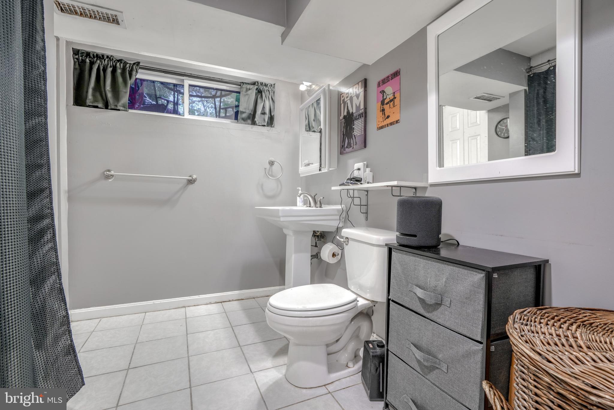 BALLARD GARDENS - Residential