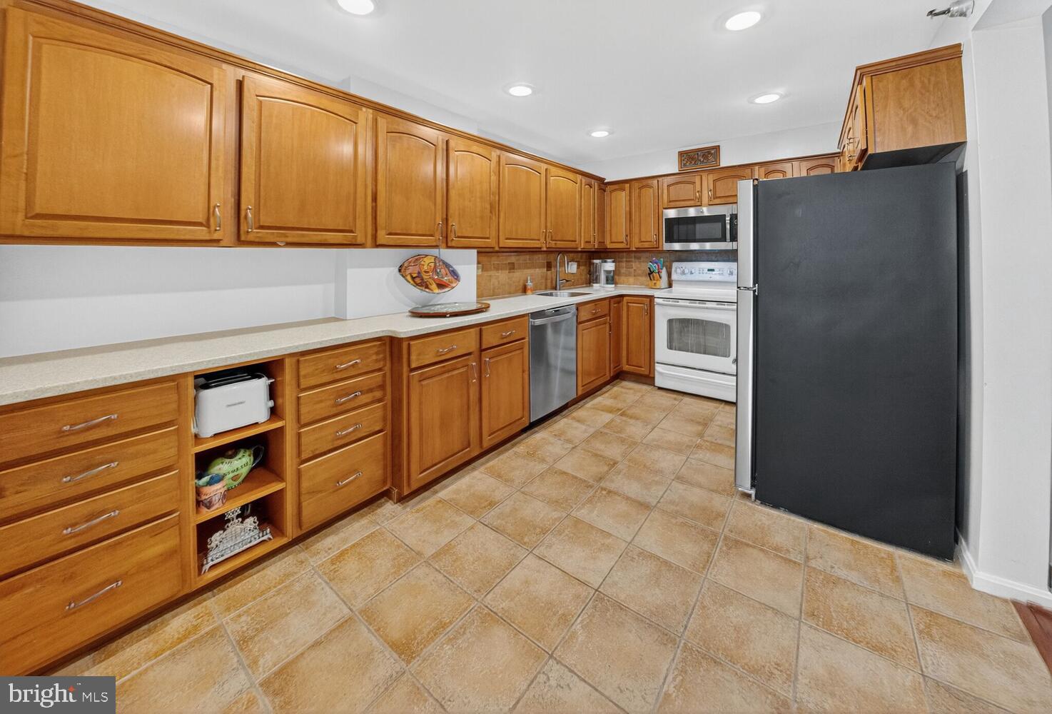 7401 WESTLAKE TERRACE 1408