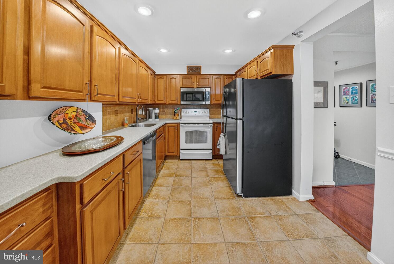 7401 WESTLAKE TERRACE 1408