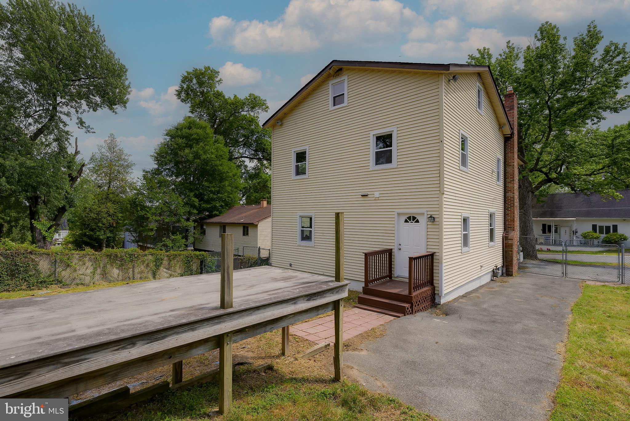 DANIELS PARK - Residential