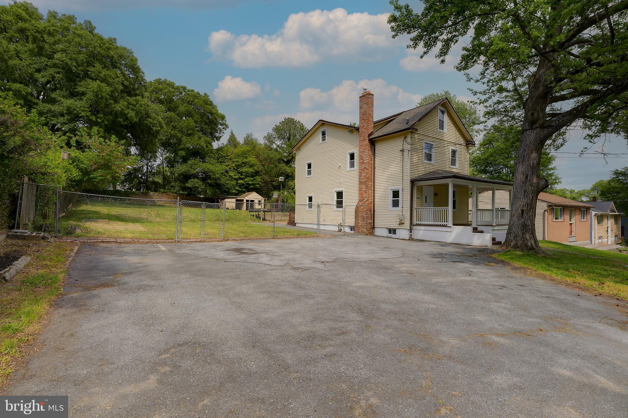 DANIELS PARK - Residential
