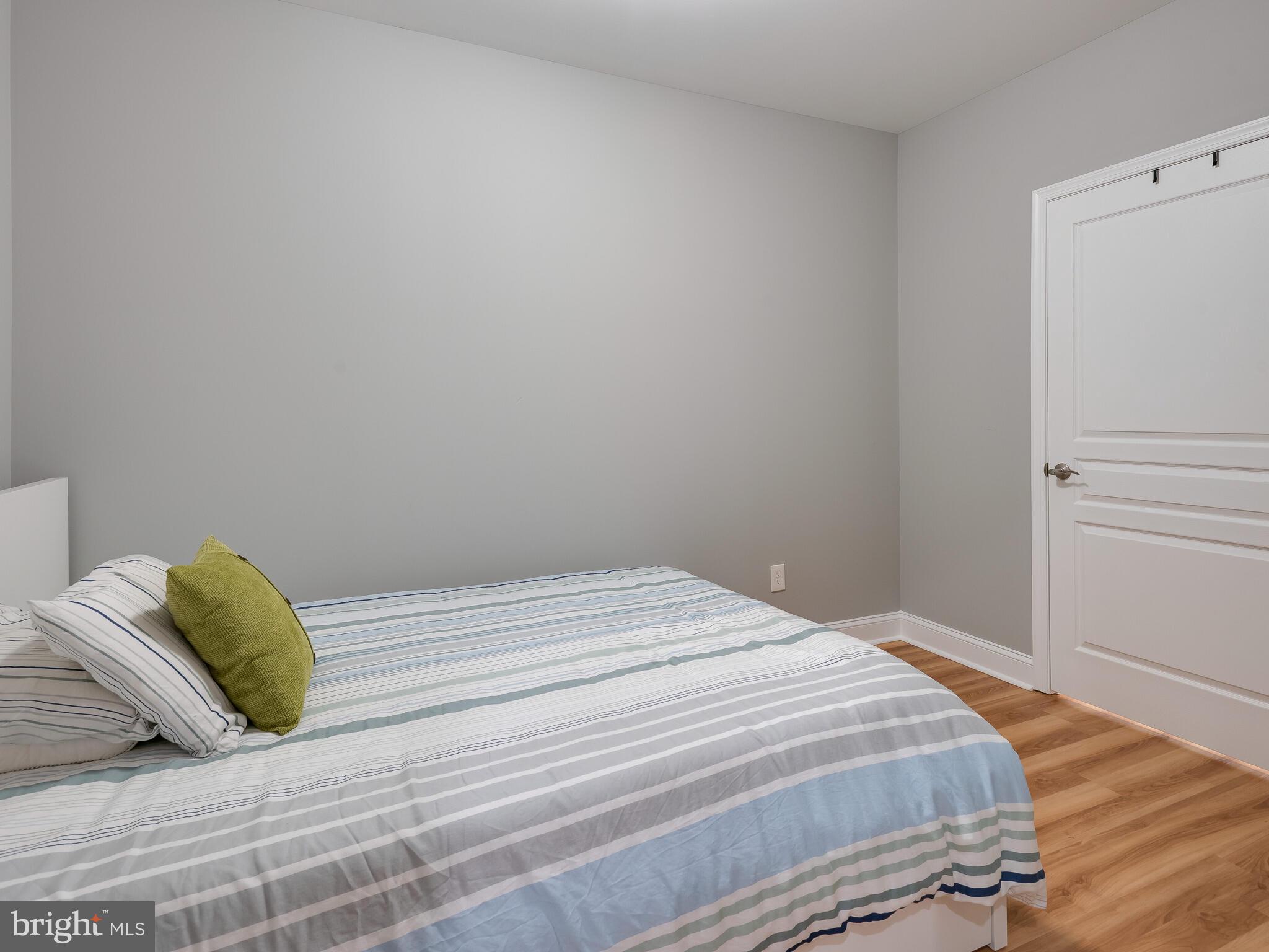 WINDSOR RIDGE - Residential