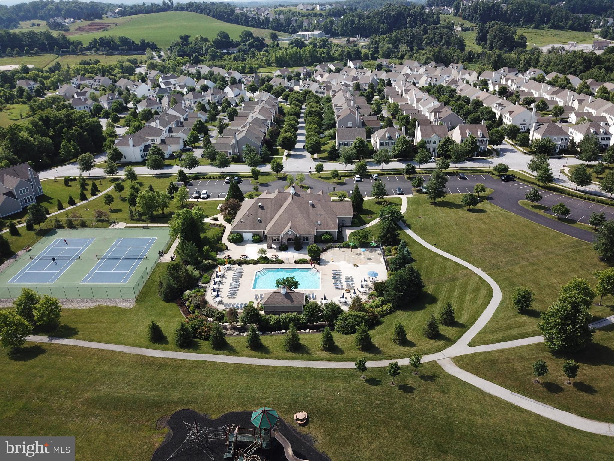 WINDSOR RIDGE - Residential