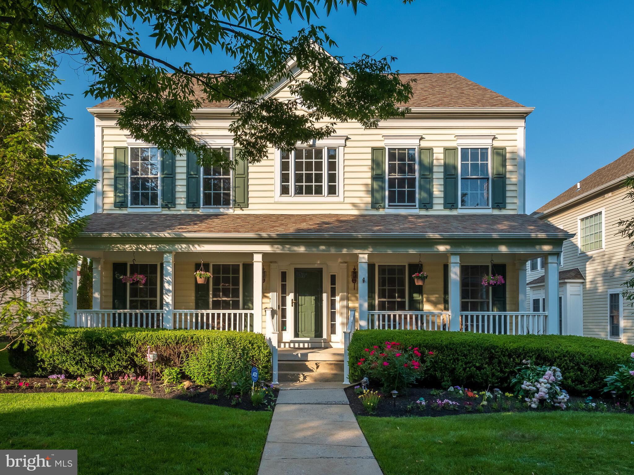 WINDSOR RIDGE - Residential