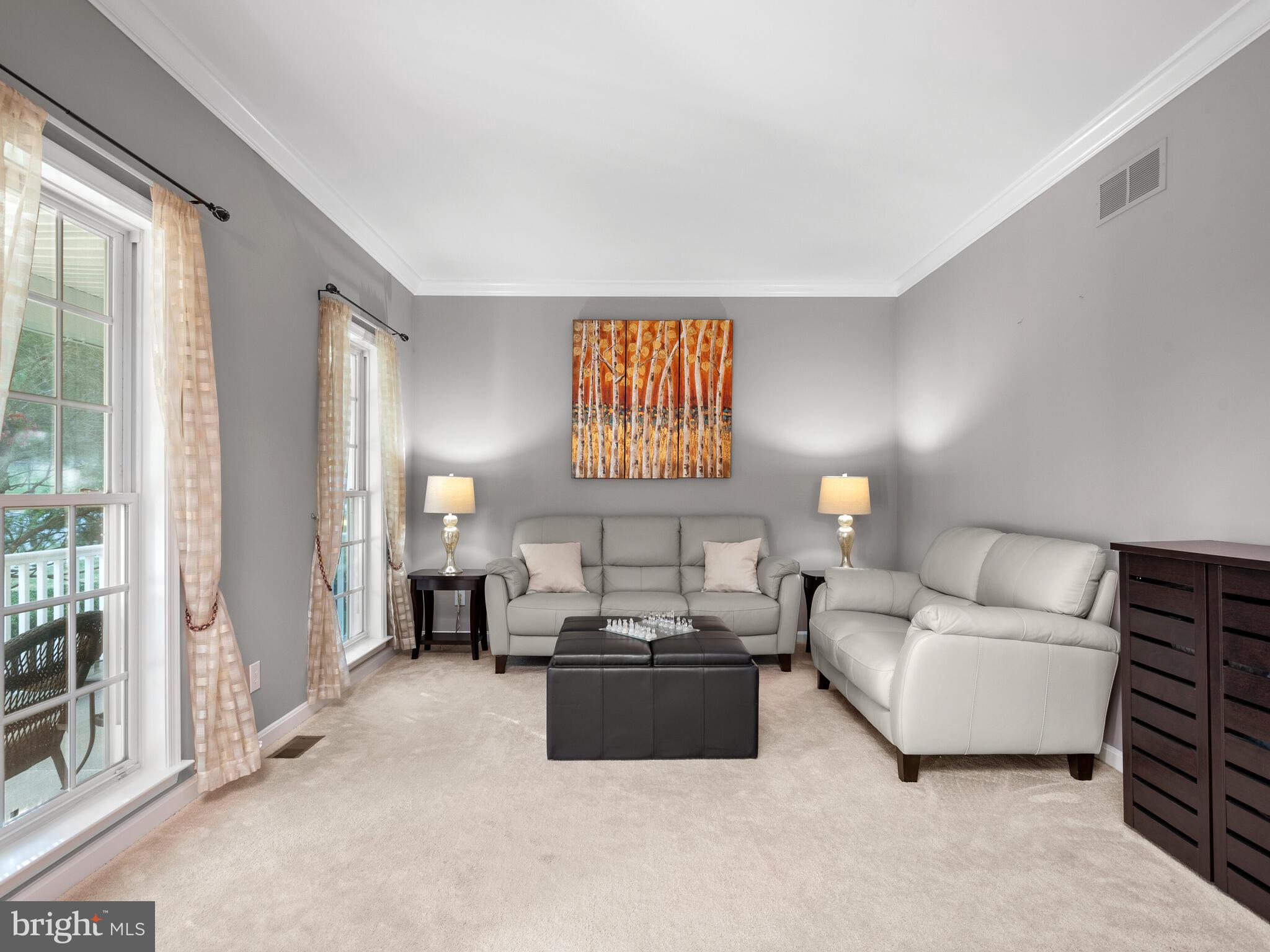 WINDSOR RIDGE - Residential