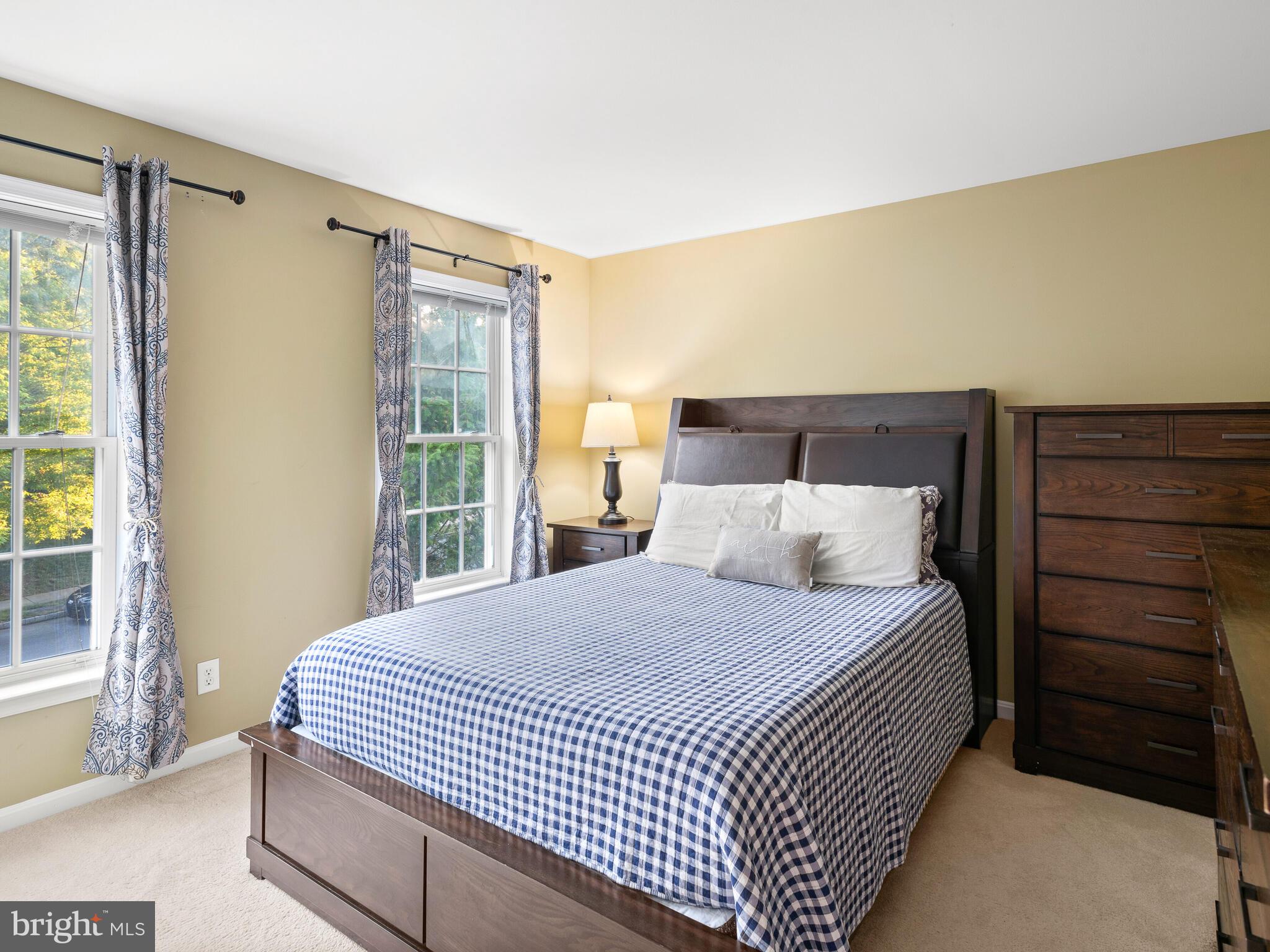 WINDSOR RIDGE - Residential