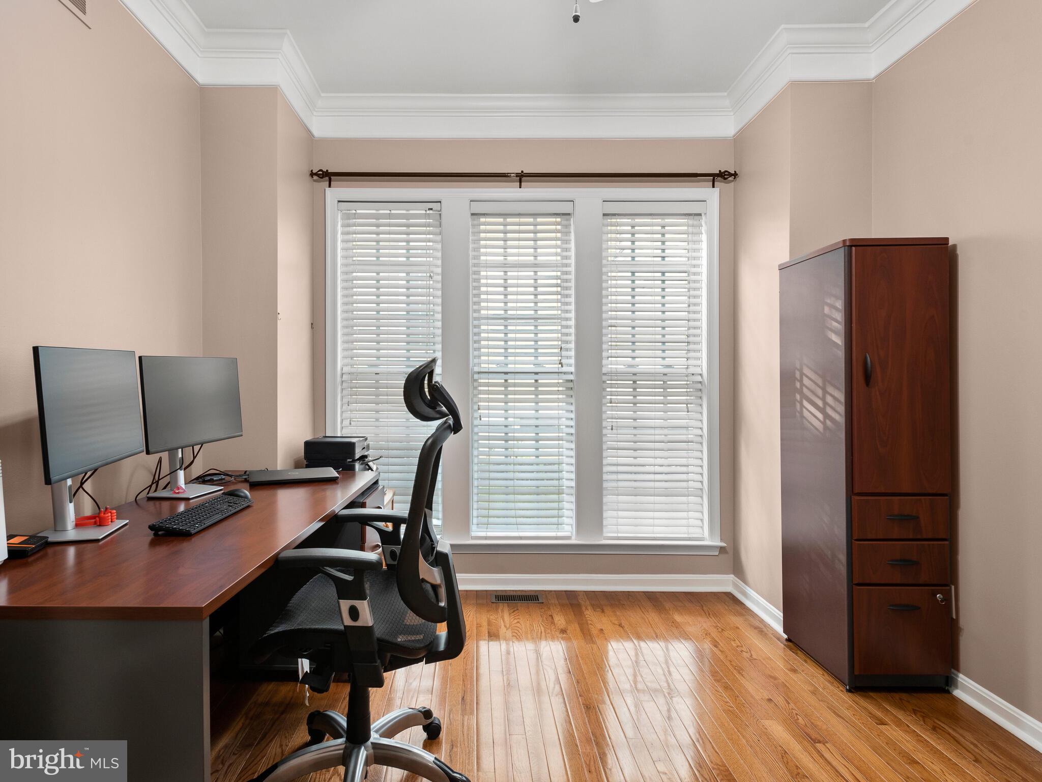 WINDSOR RIDGE - Residential