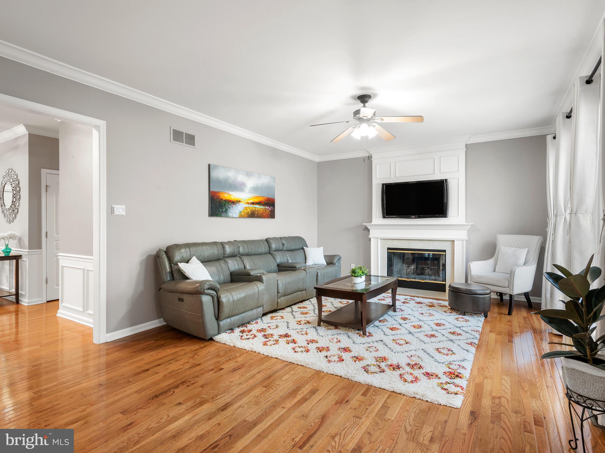 WINDSOR RIDGE - Residential