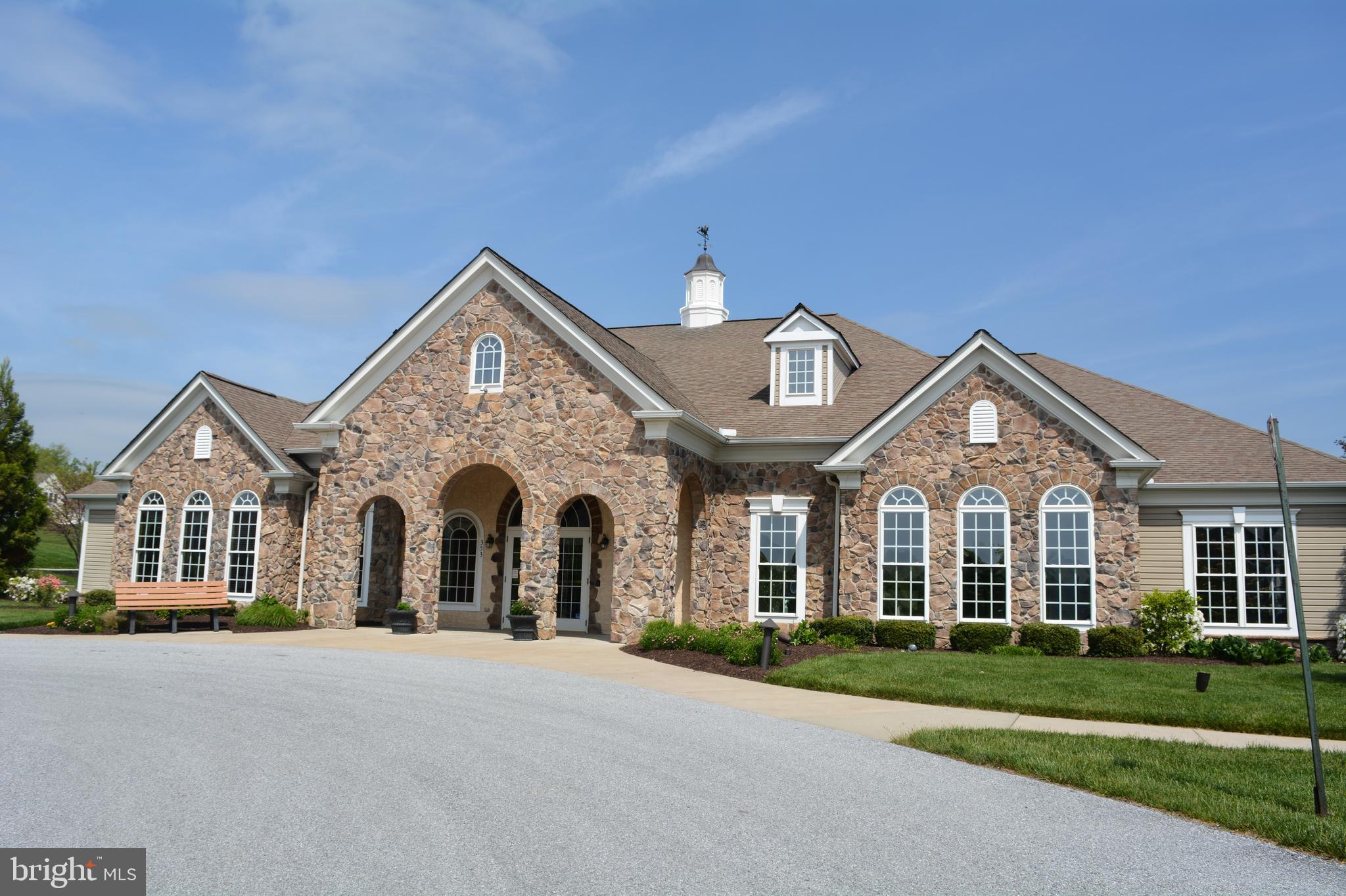 WINDSOR RIDGE - Residential