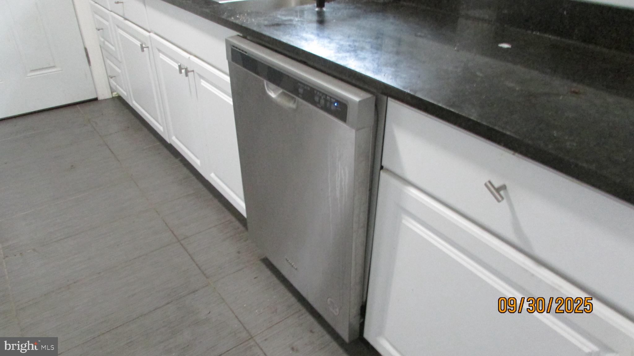 CALVERT HILLS - Residential