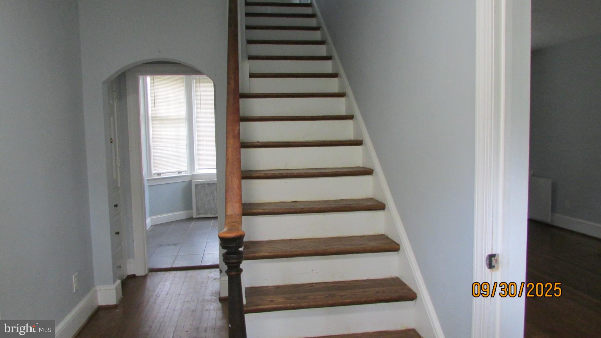 CALVERT HILLS - Residential