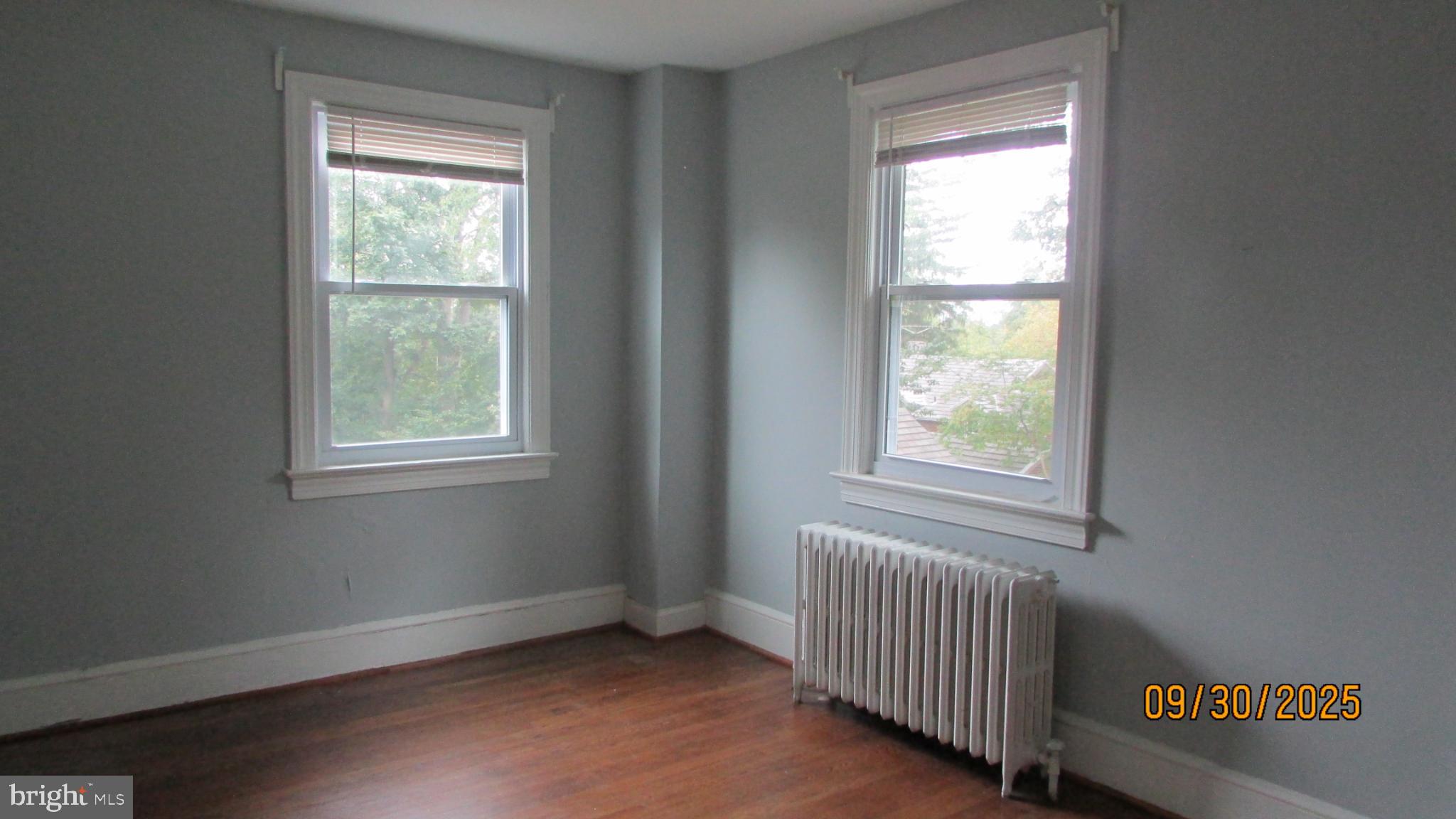 CALVERT HILLS - Residential