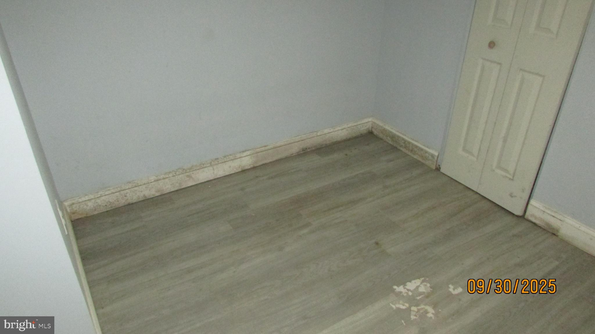 CALVERT HILLS - Residential