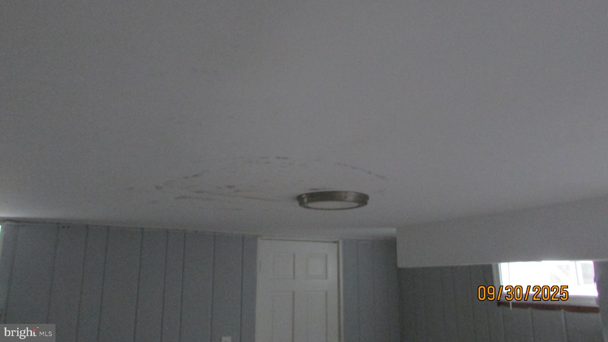 CALVERT HILLS - Residential