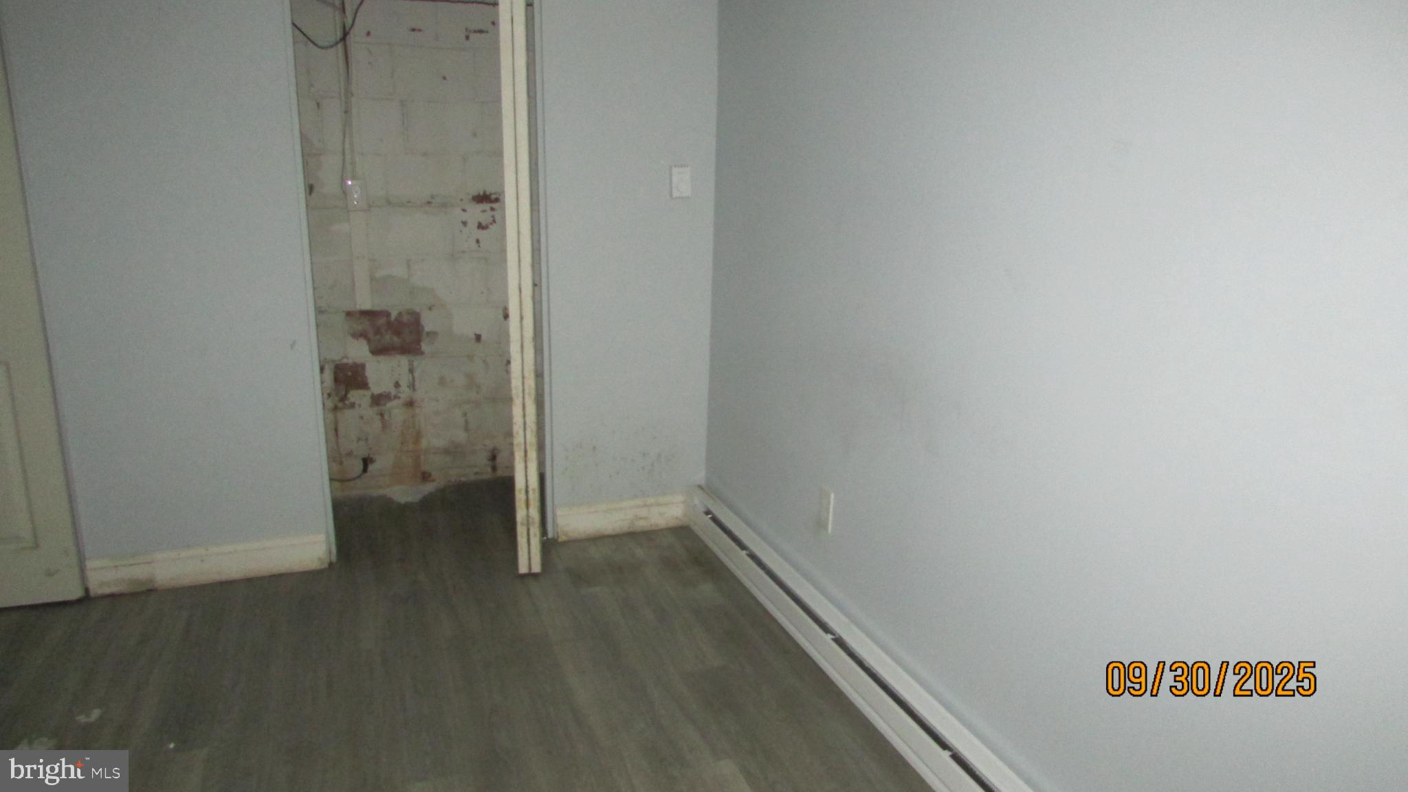 CALVERT HILLS - Residential