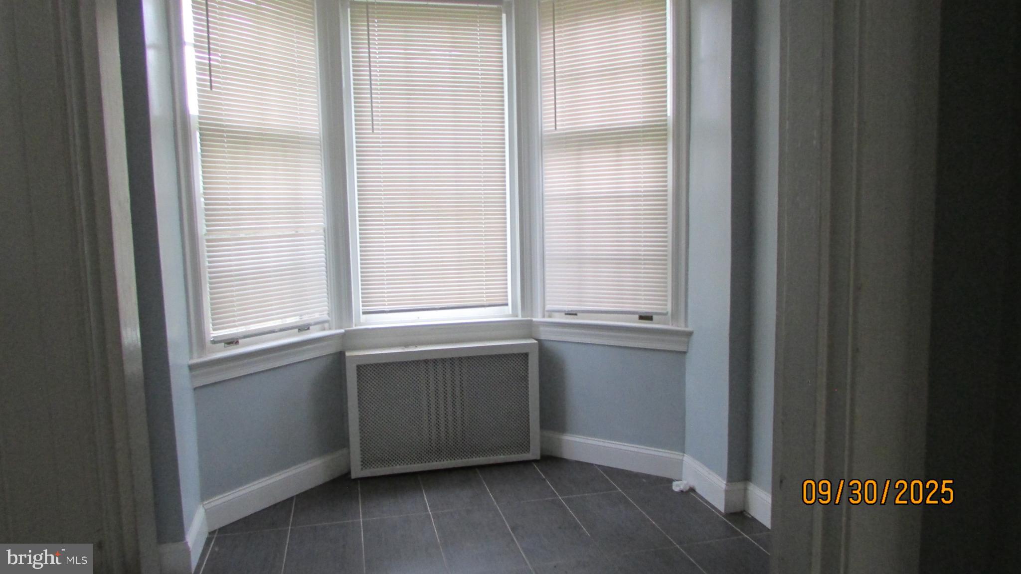 CALVERT HILLS - Residential