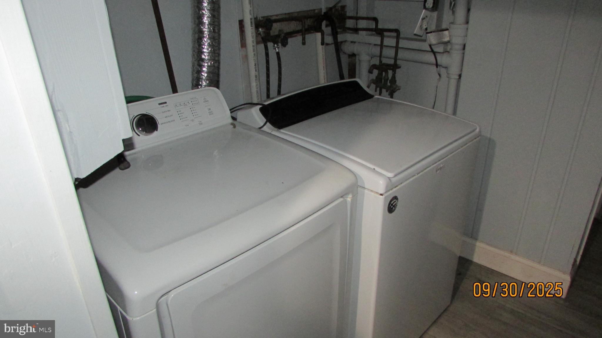 CALVERT HILLS - Residential