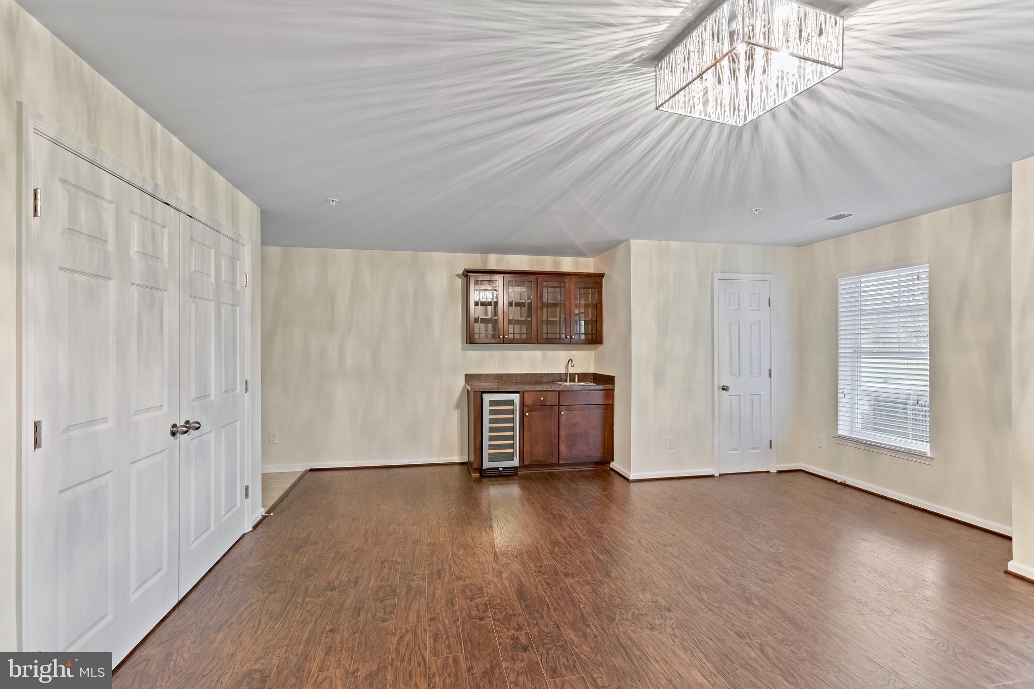 EAST GATE 3 CONDOMINIUM - Residential