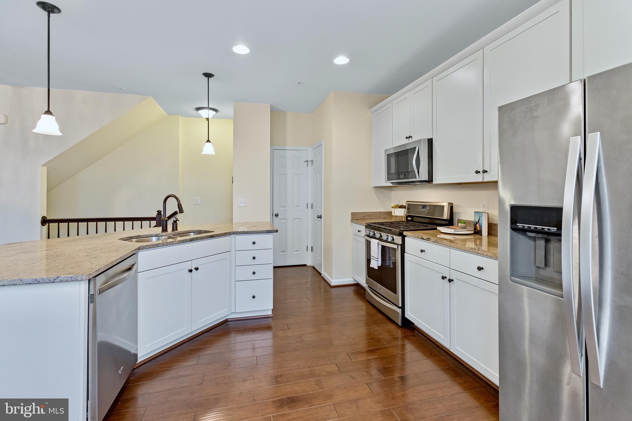 EAST GATE 3 CONDOMINIUM - Residential