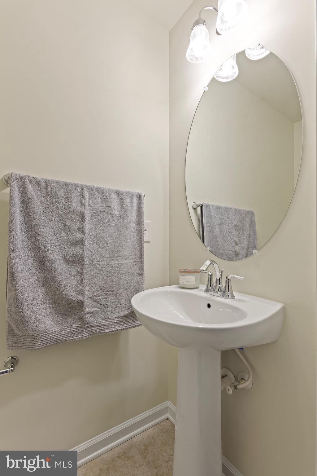 EAST GATE 3 CONDOMINIUM - Residential