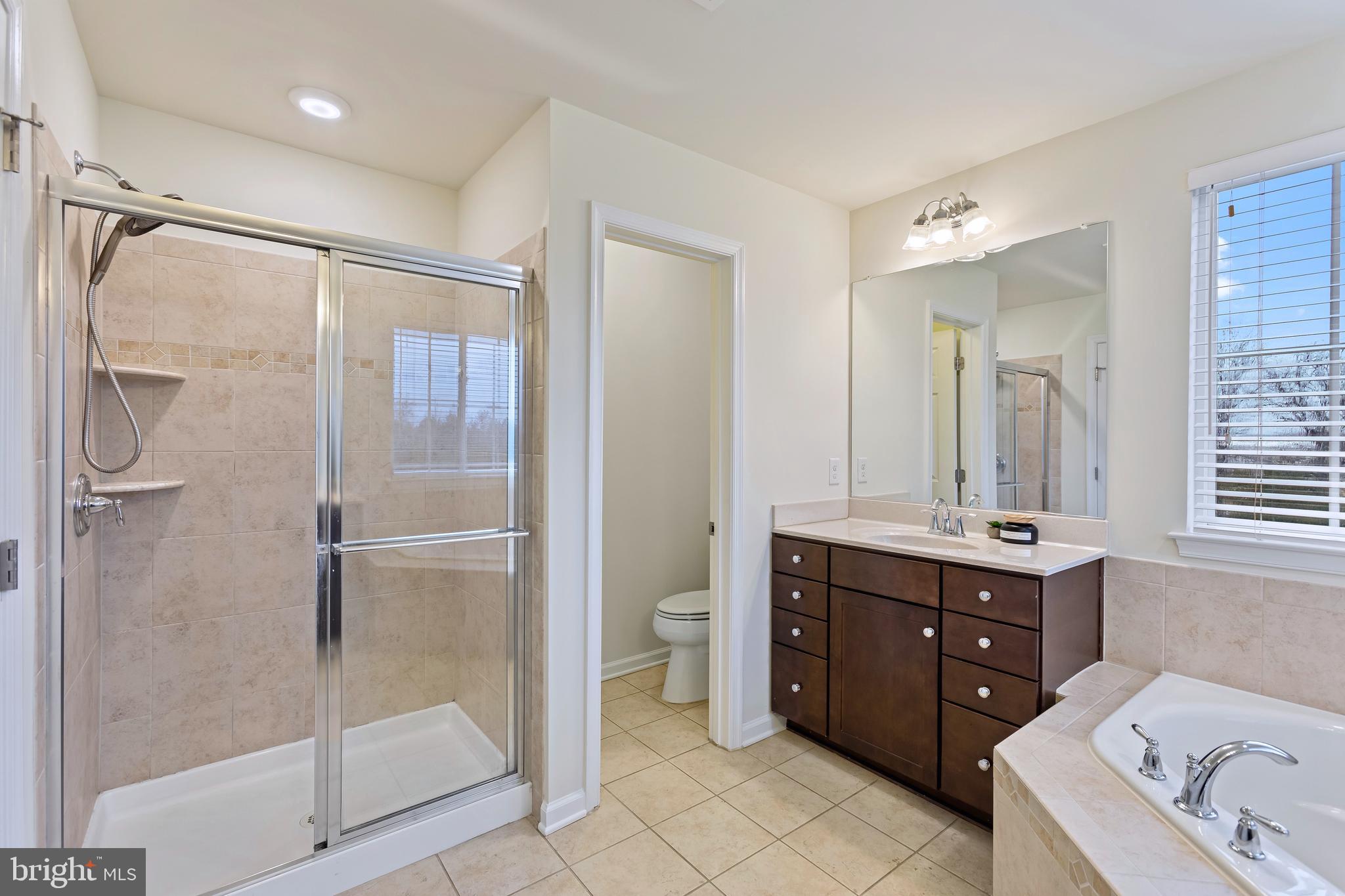 EAST GATE 3 CONDOMINIUM - Residential