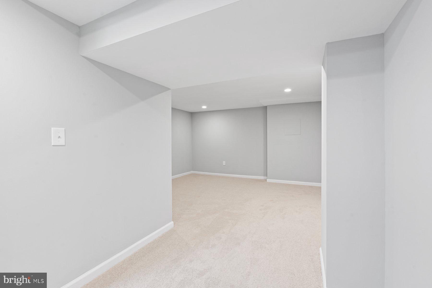 CHARLESMONT - Residential