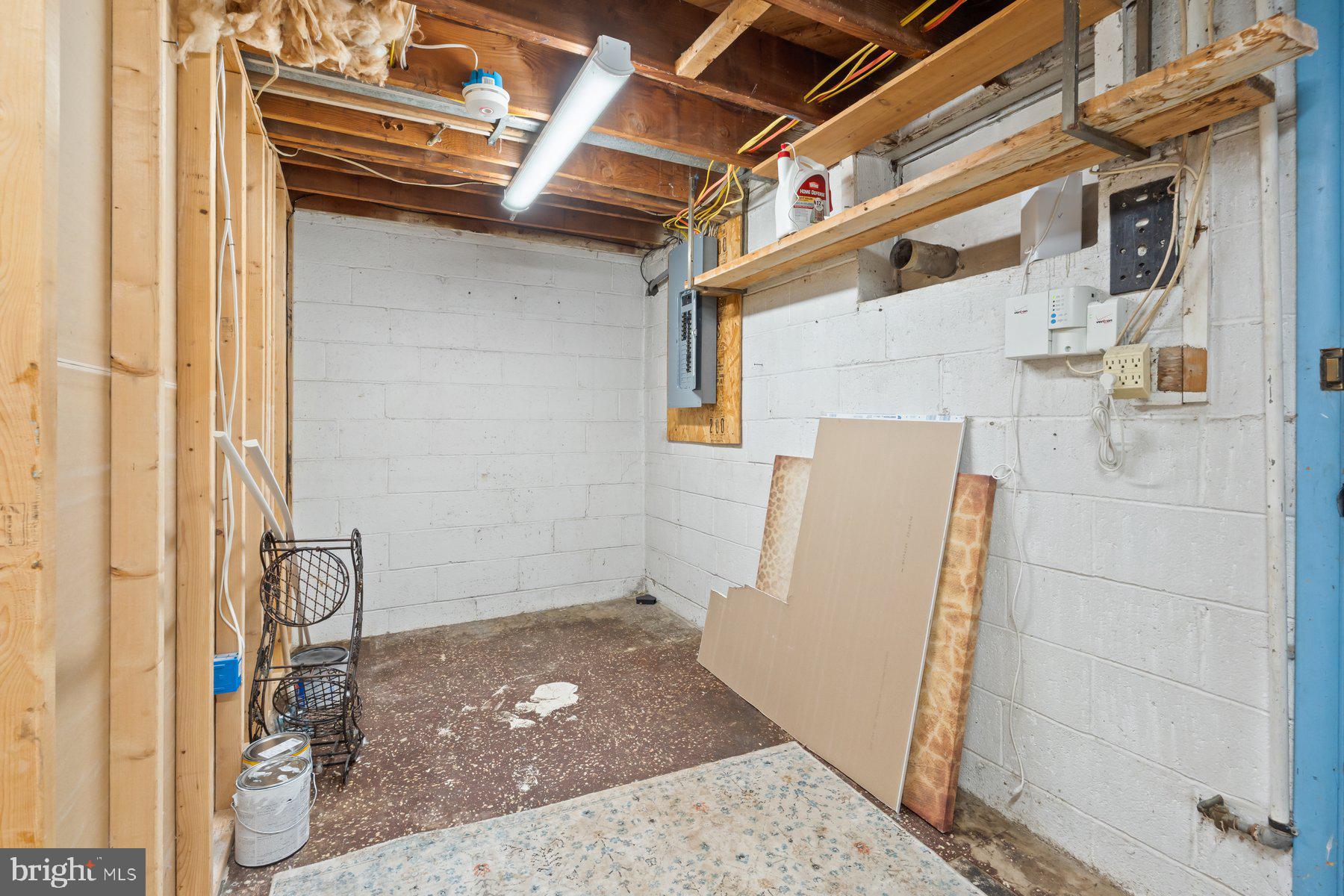 CHARLESMONT - Residential