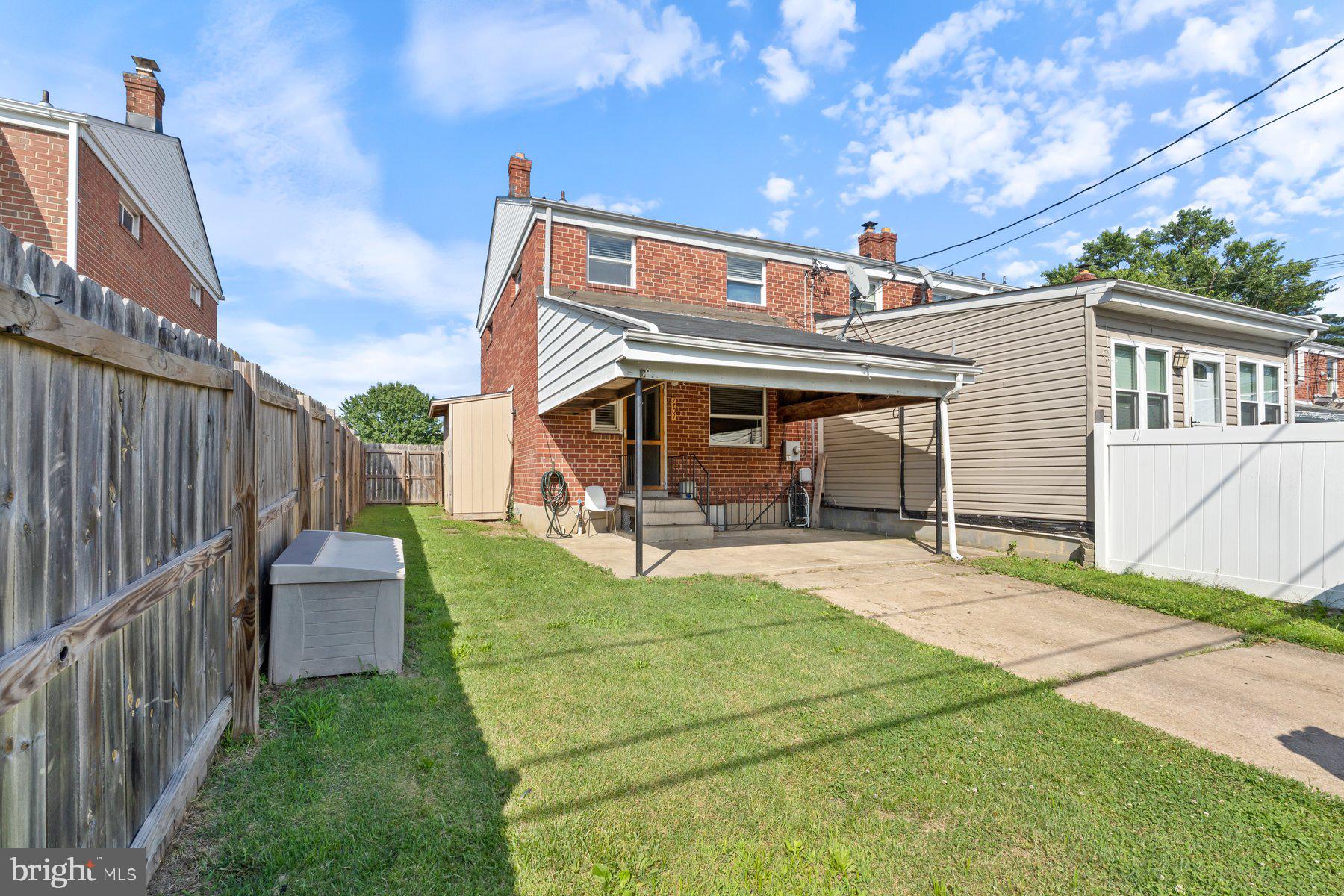 CHARLESMONT - Residential