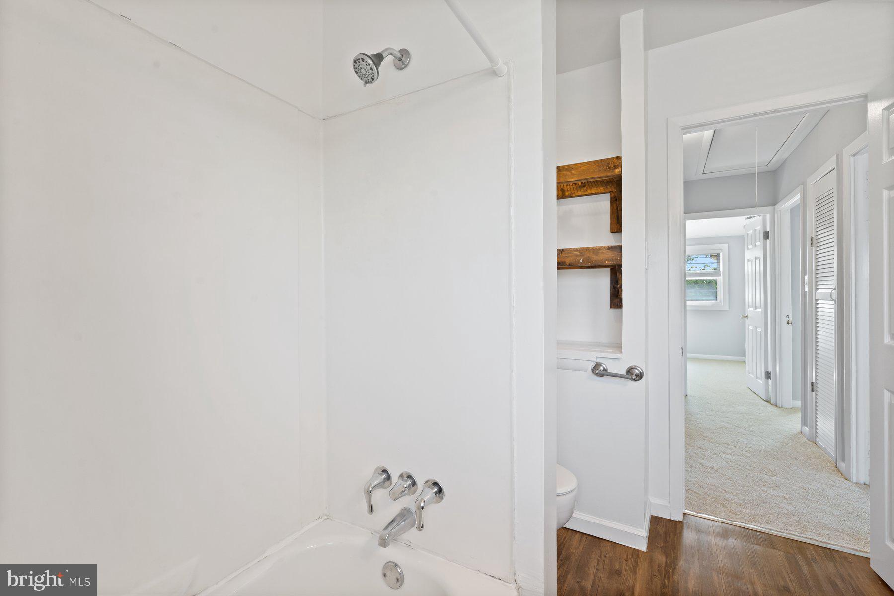 CHARLESMONT - Residential