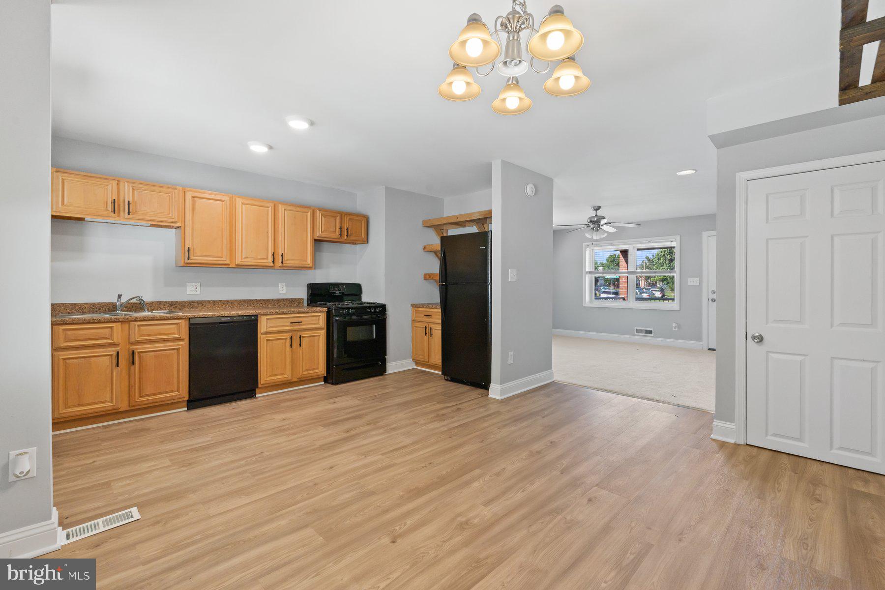 CHARLESMONT - Residential