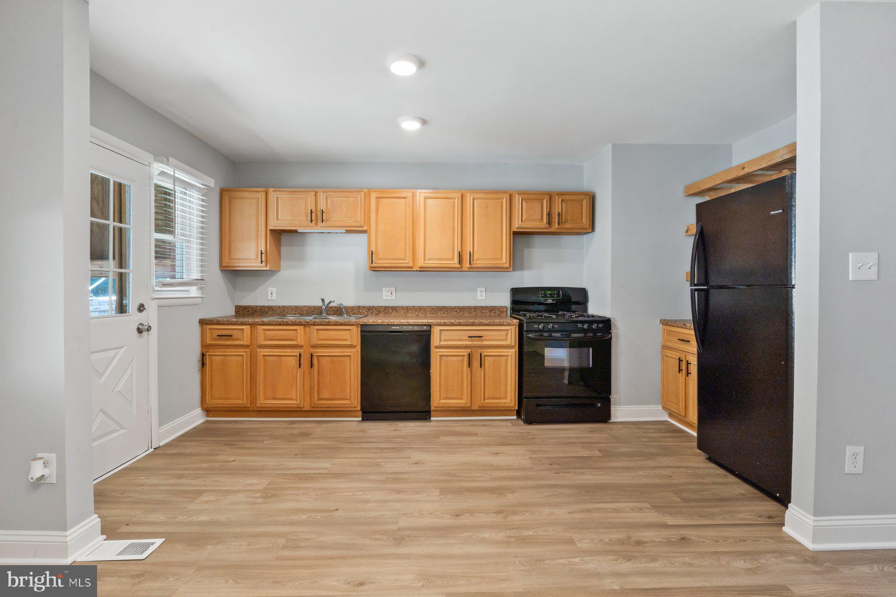 CHARLESMONT - Residential