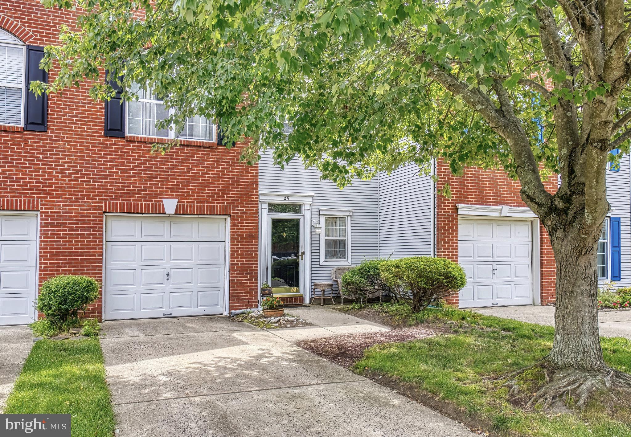 25 WILLIAM PENN CIRCLE