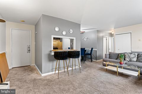 Condo For Sale - 8115 W Chester Pike #C-3<br/> UPPER DARBY, PA 19082