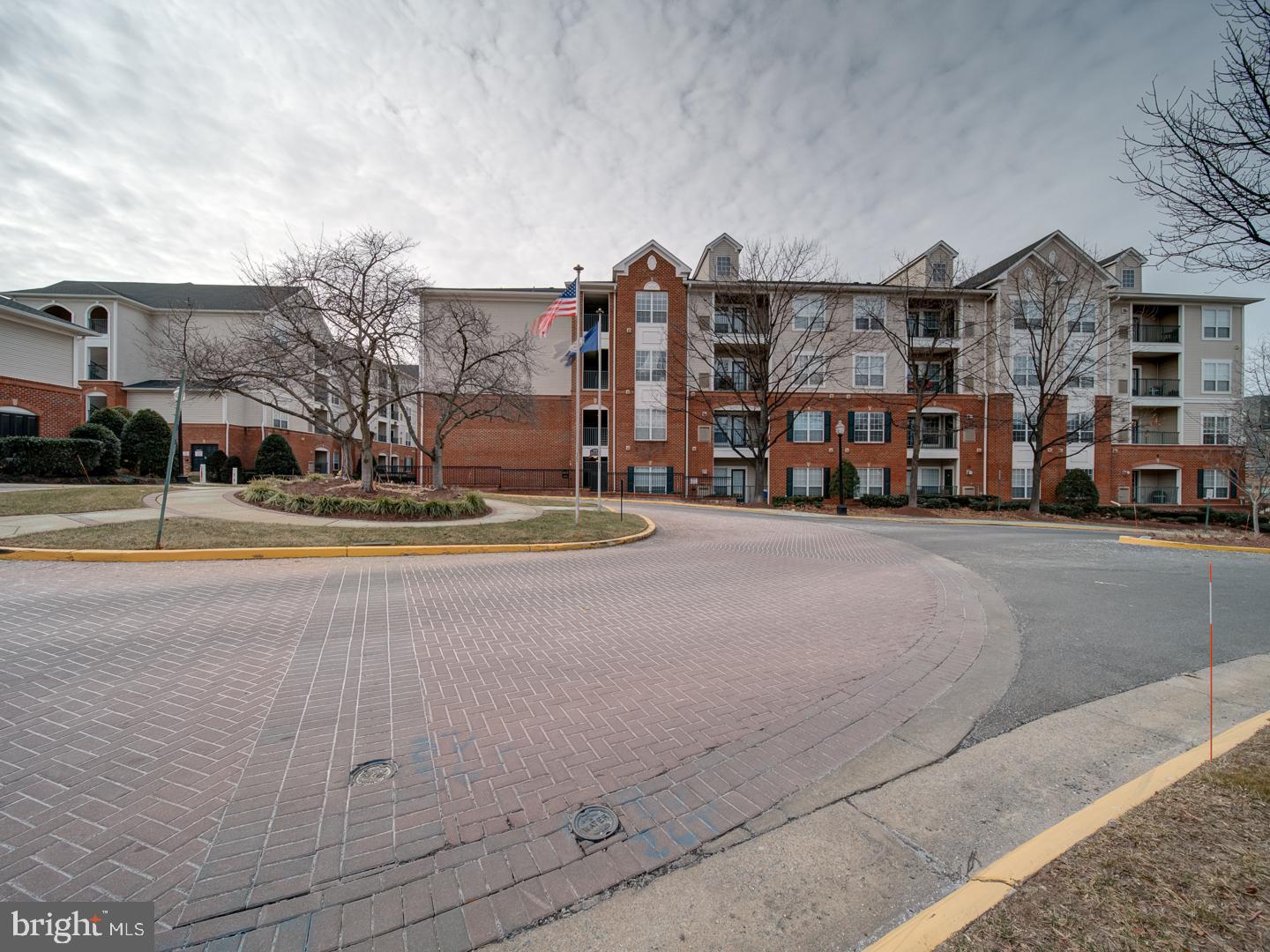 4850 EISENHOWER AVENUE 218