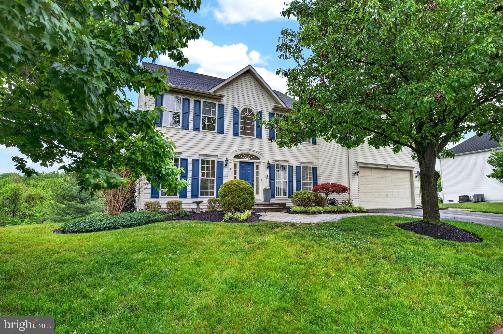 NORTH POINTE - Residential