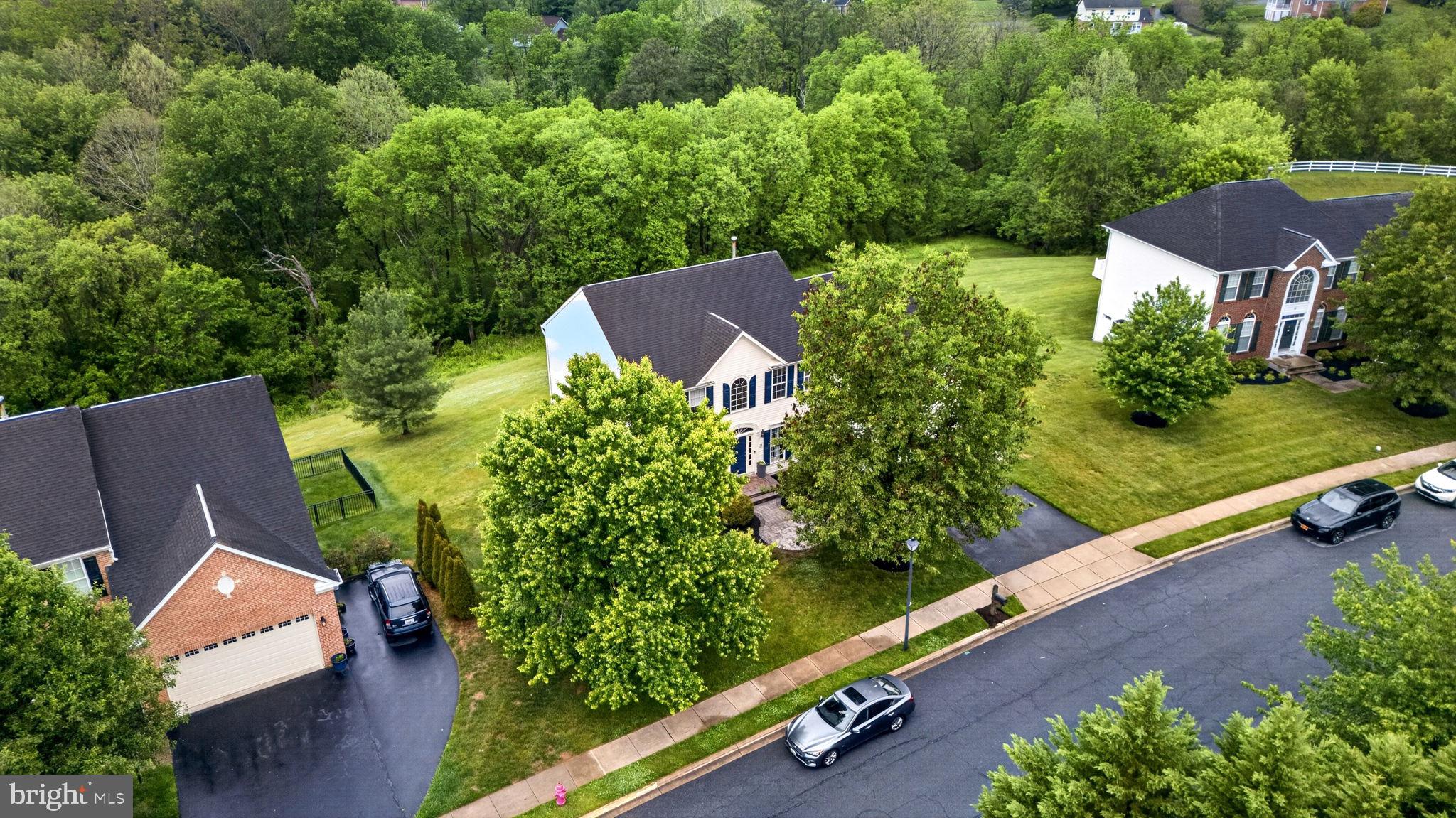 NORTH POINTE - Residential