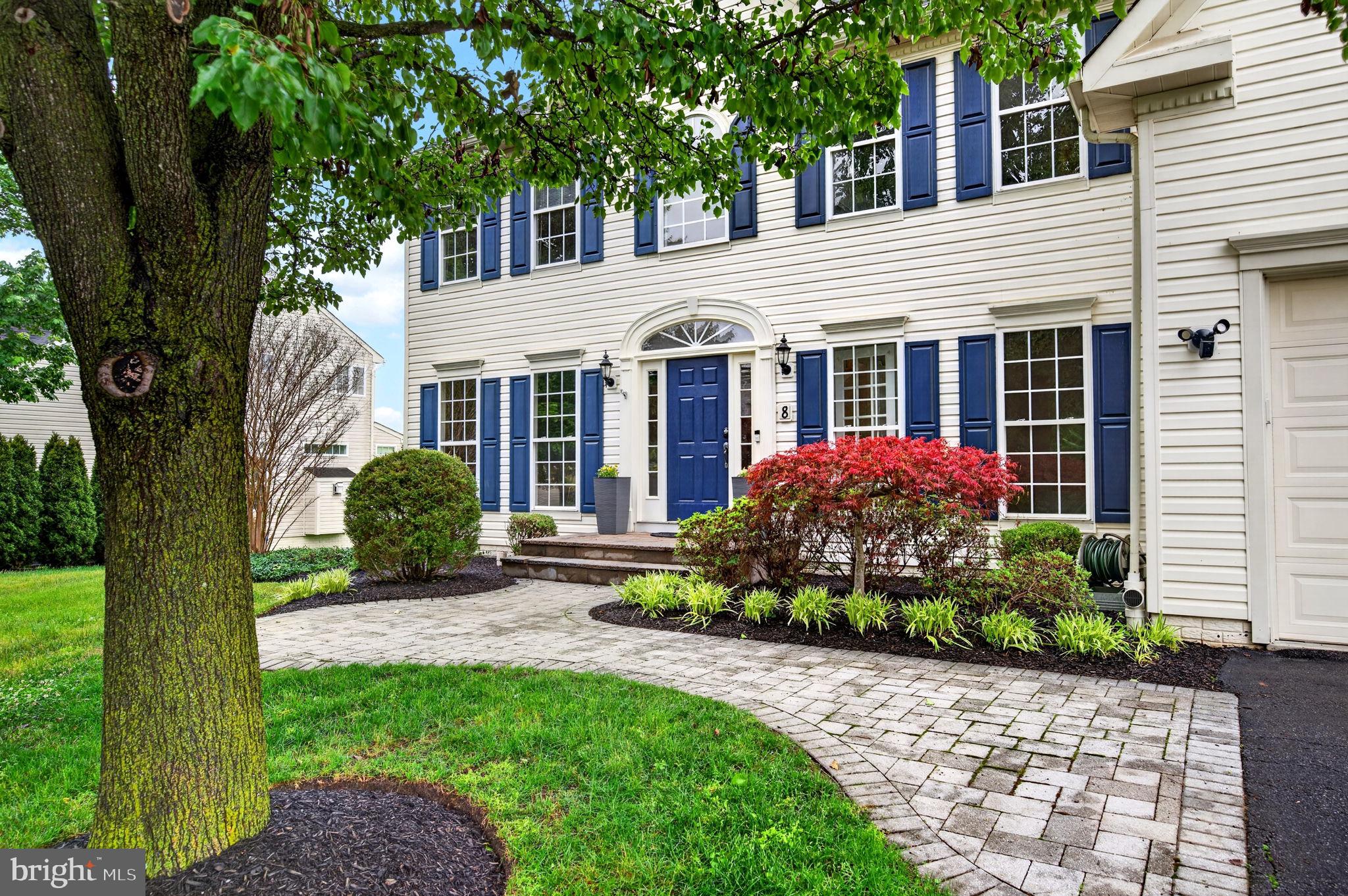 NORTH POINTE - Residential
