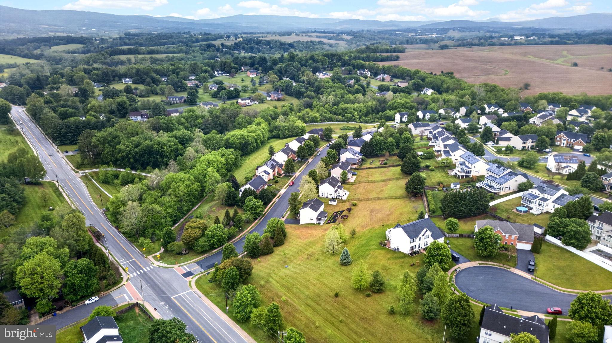 NORTH POINTE - Residential