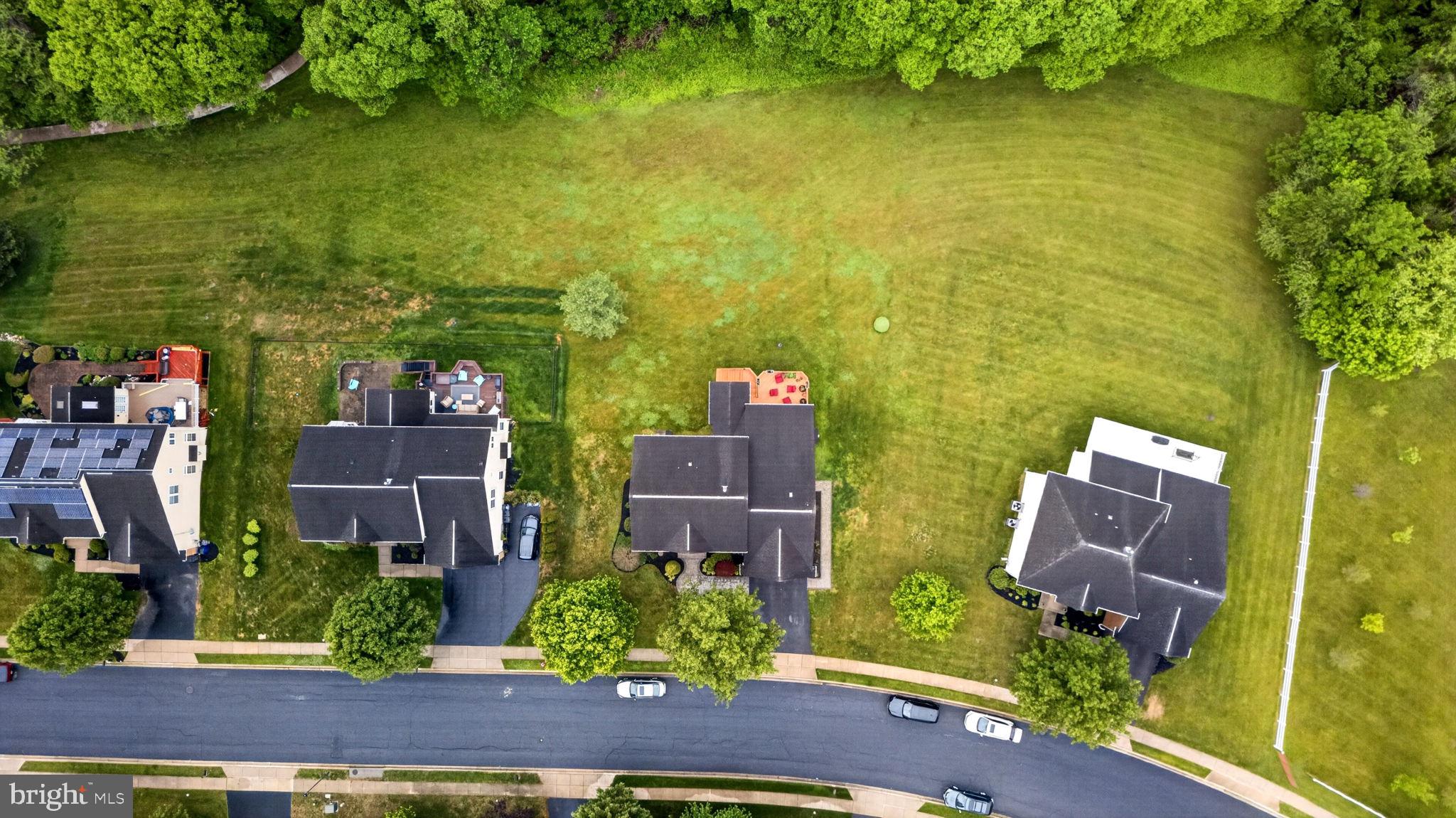 NORTH POINTE - Residential