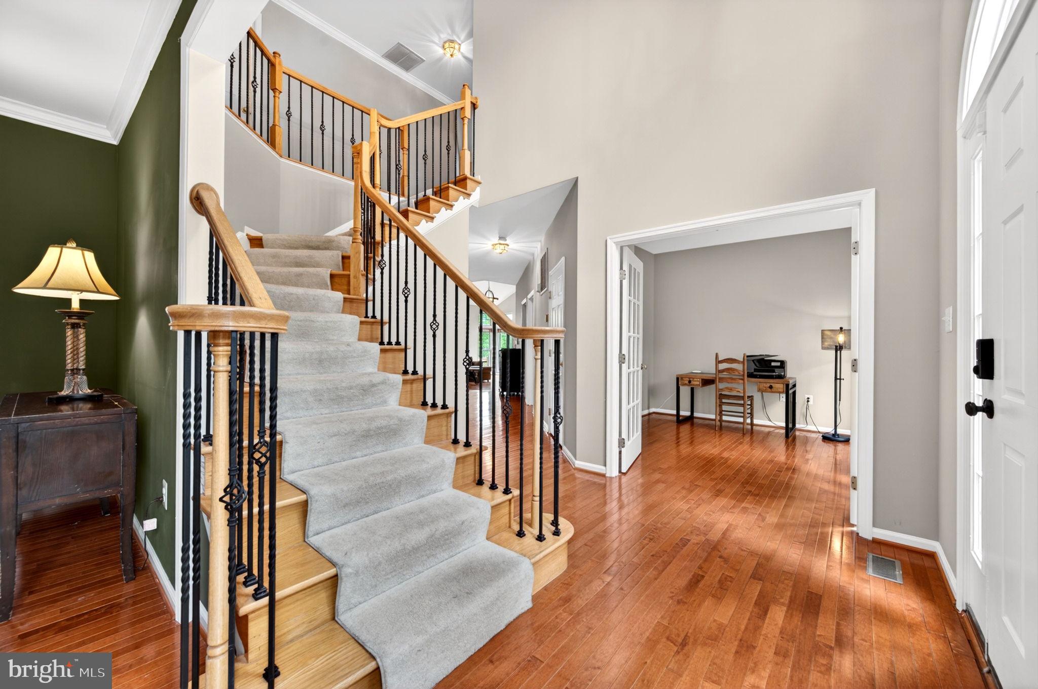 NORTH POINTE - Residential