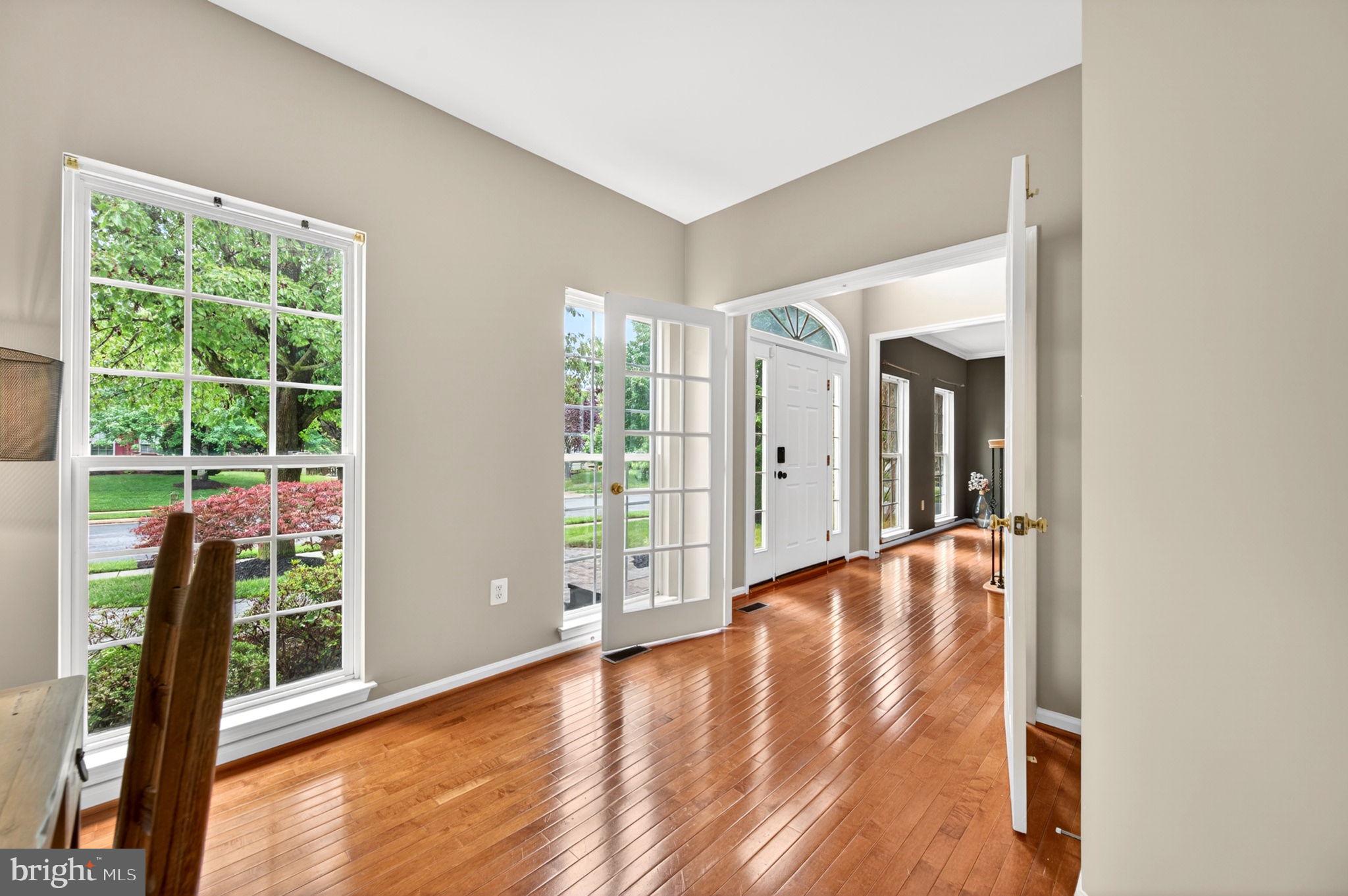 NORTH POINTE - Residential